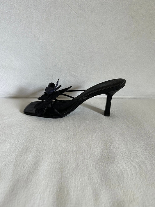 Floravéa Black Heels