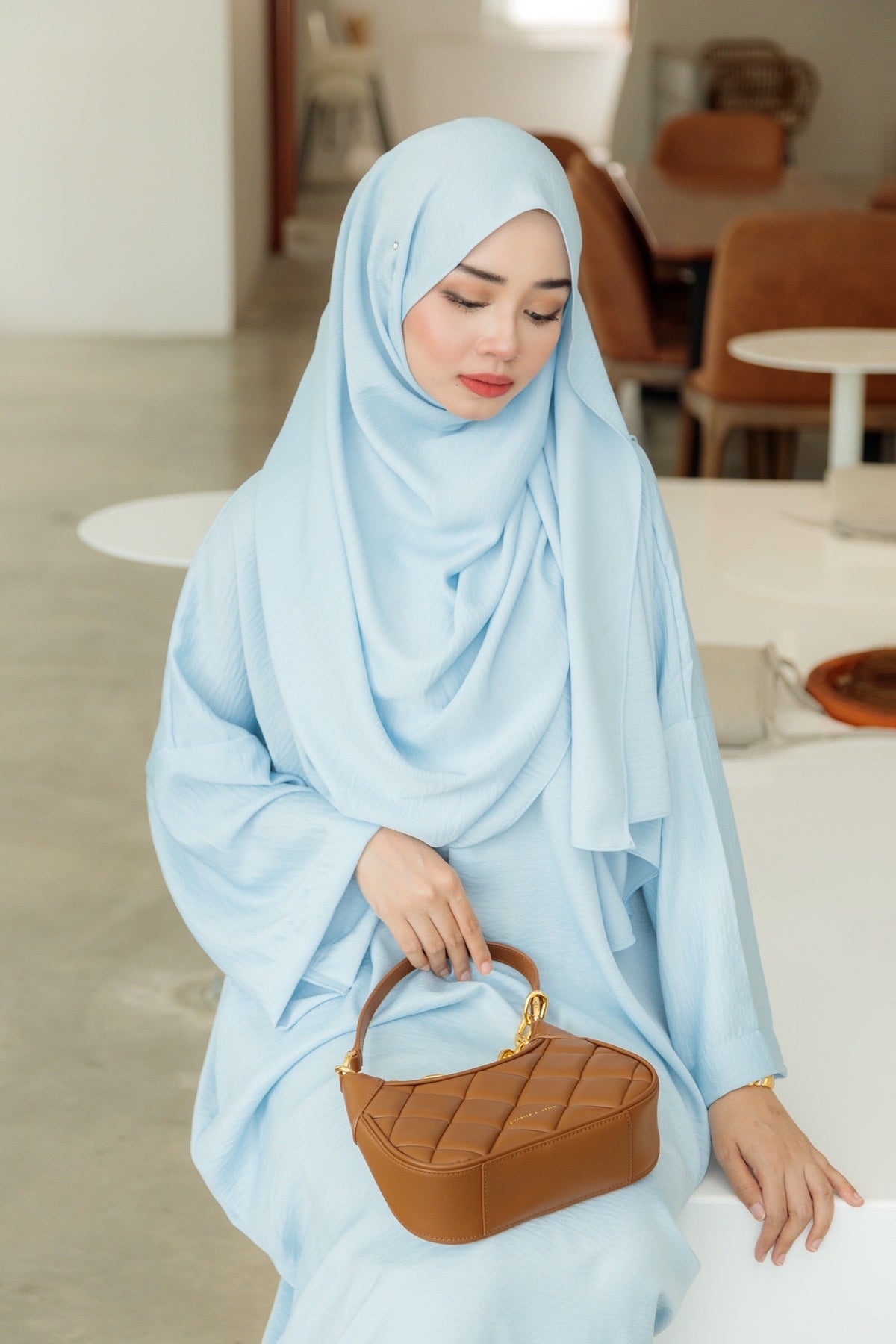 Laura Abaya Free Shawl | Baby Blue