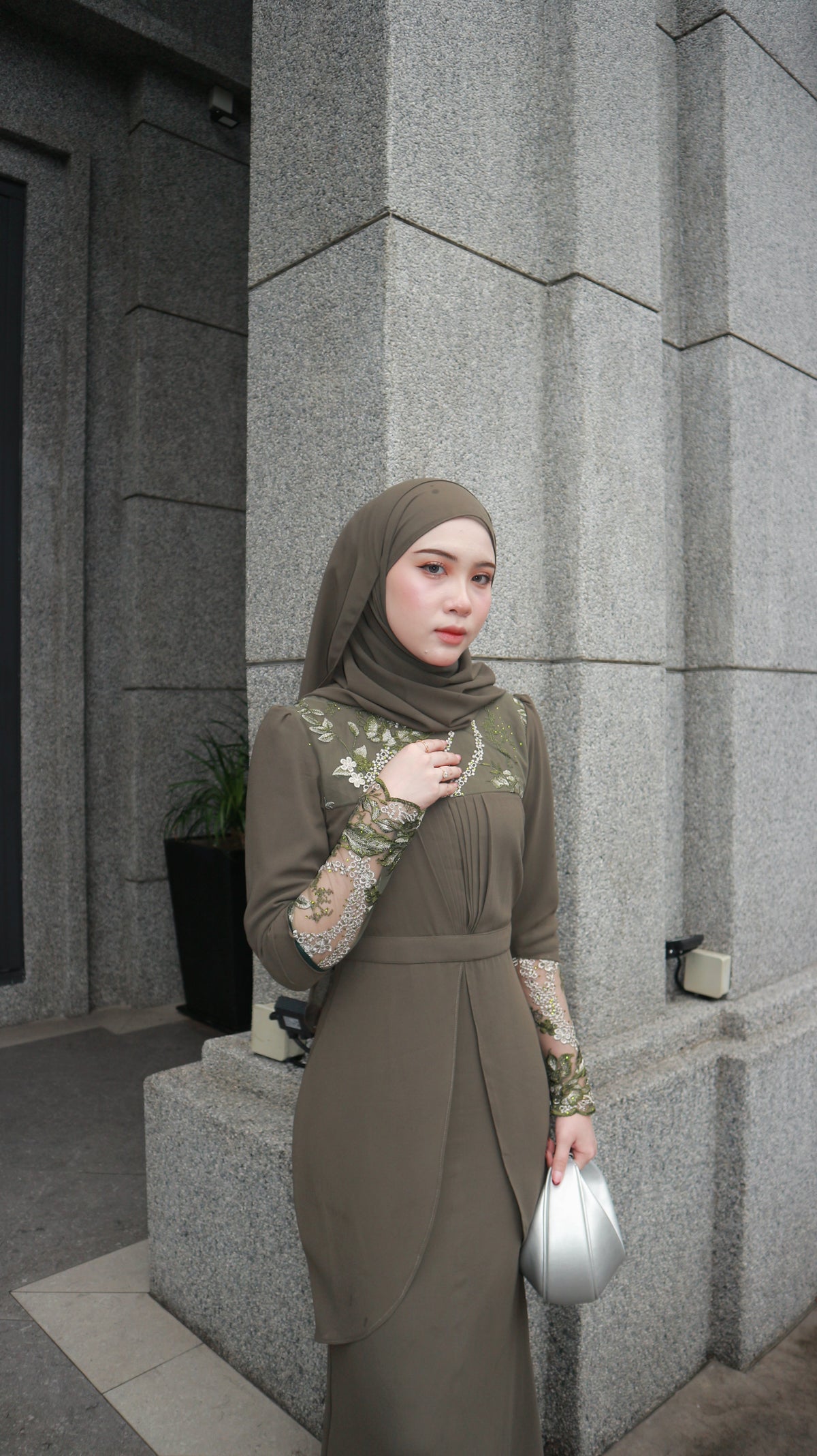 Violet Dress | Olive
