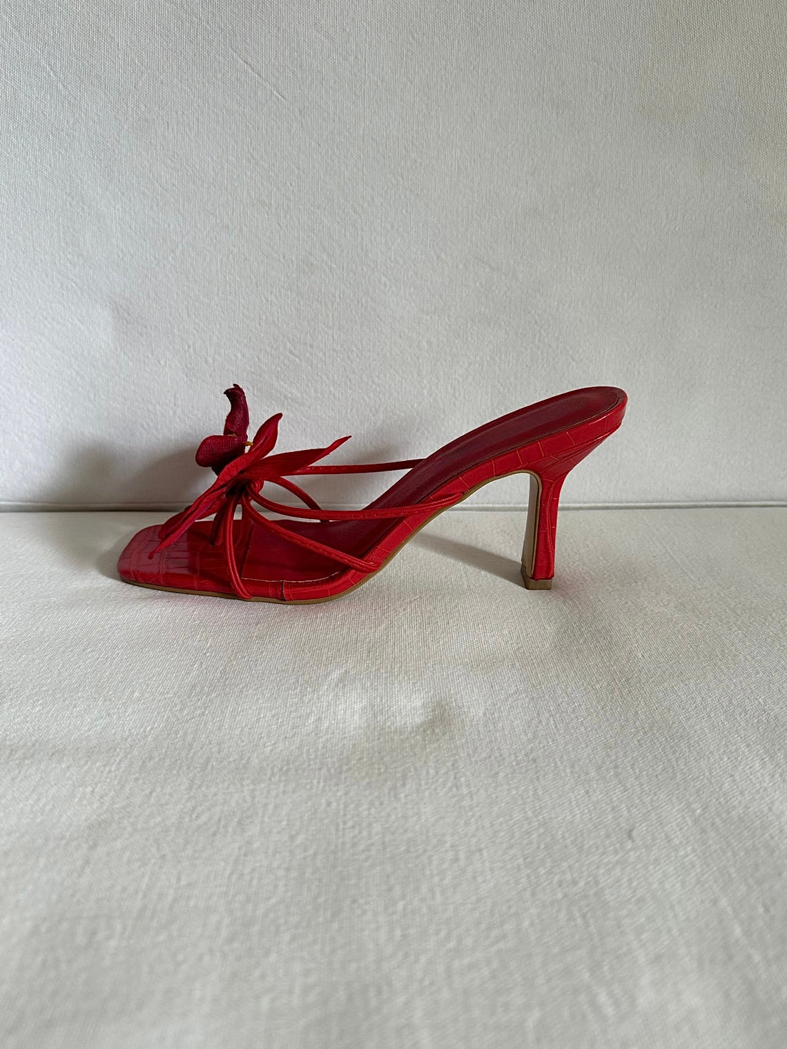 Floravéa Red Heels