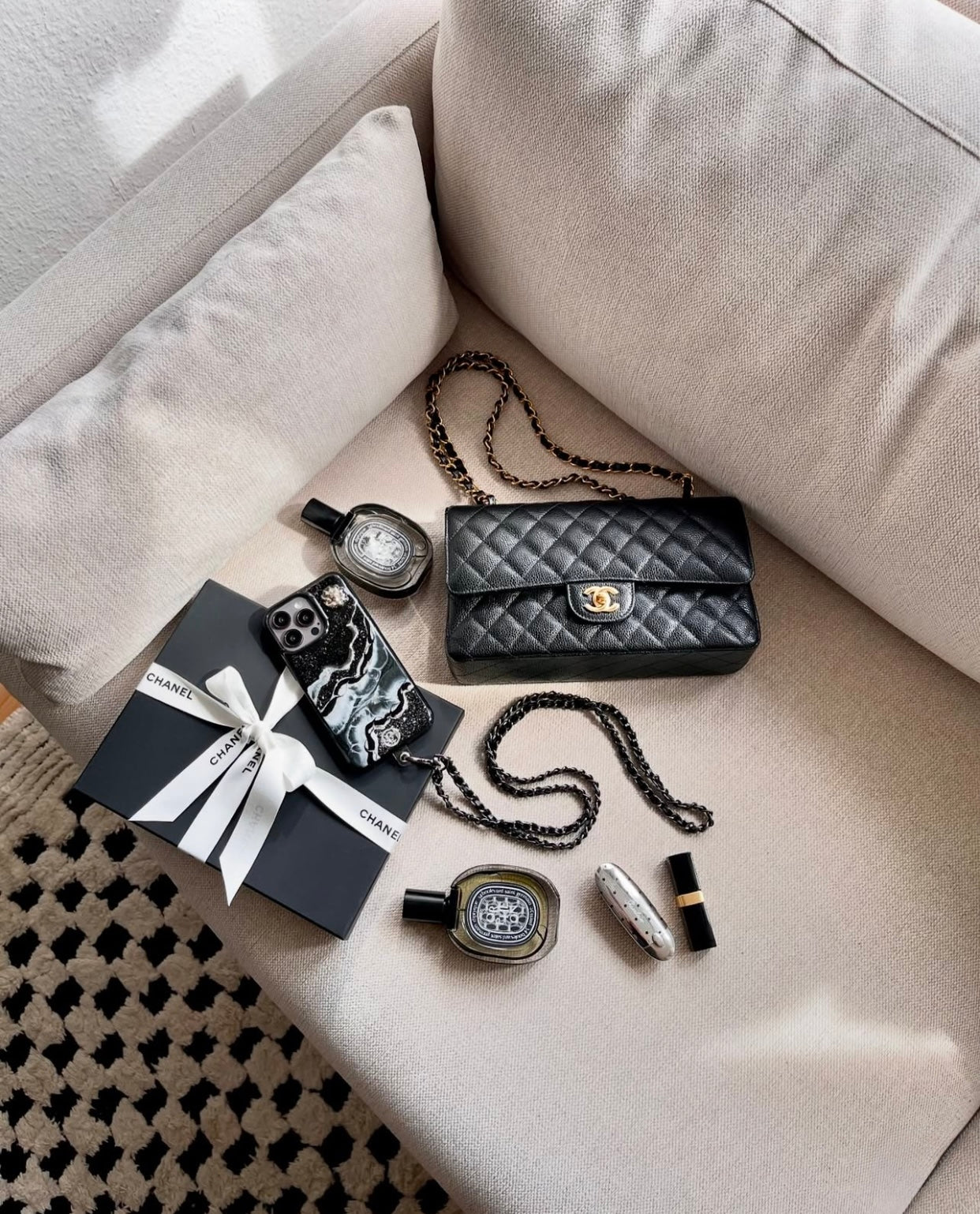 Black Silver - GM Case